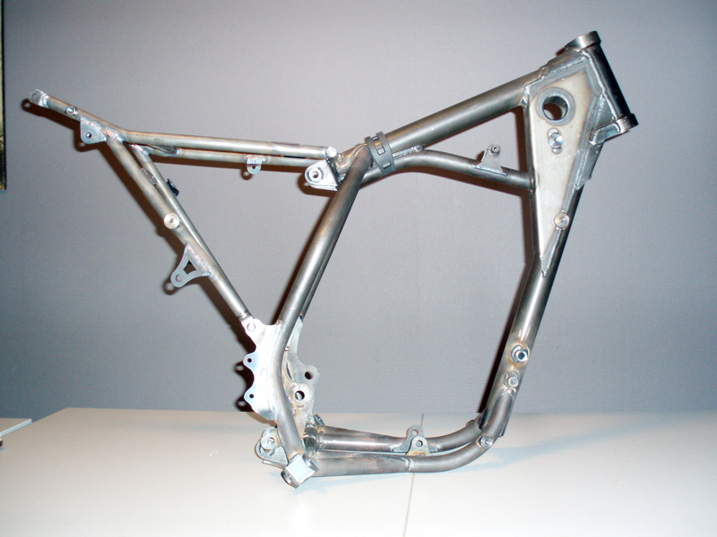 Motocross frame clearance